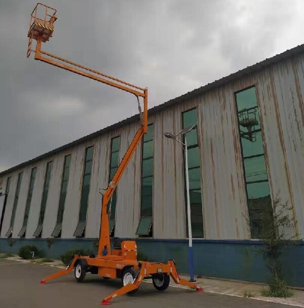 曲(qu)臂式(shi)升降(jiang)機1