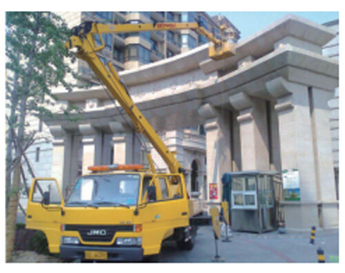 車(che)載折(she)臂式(shi)升降(jiang)平台(tai)