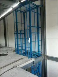 導(dao)軌式(shi)升降(jiang)機