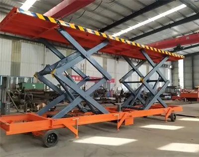 剪叉(cha)式裝卸(xie)貨升降(jiang)平台