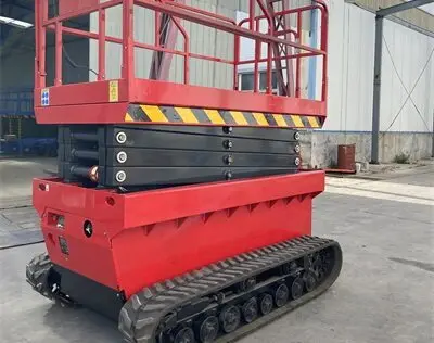 電動(dong)履帶(dai)式升(sheng)降平(ping)台